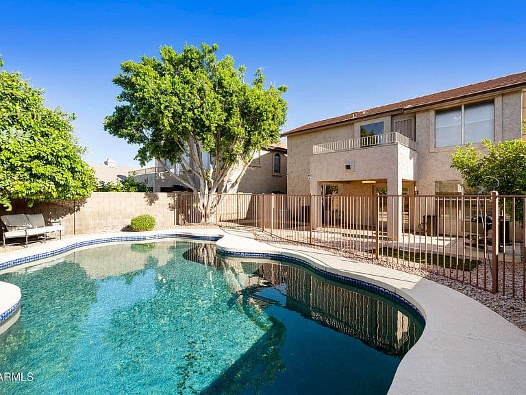 4345 E ABRAHAM Lane photo 3