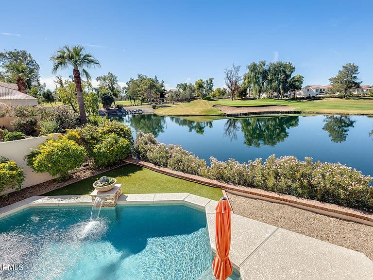 2158 W Peninsula Cir photo 1