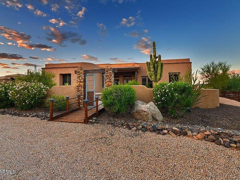 16348 E CALLE DE LOS FLORES Drive photo 2