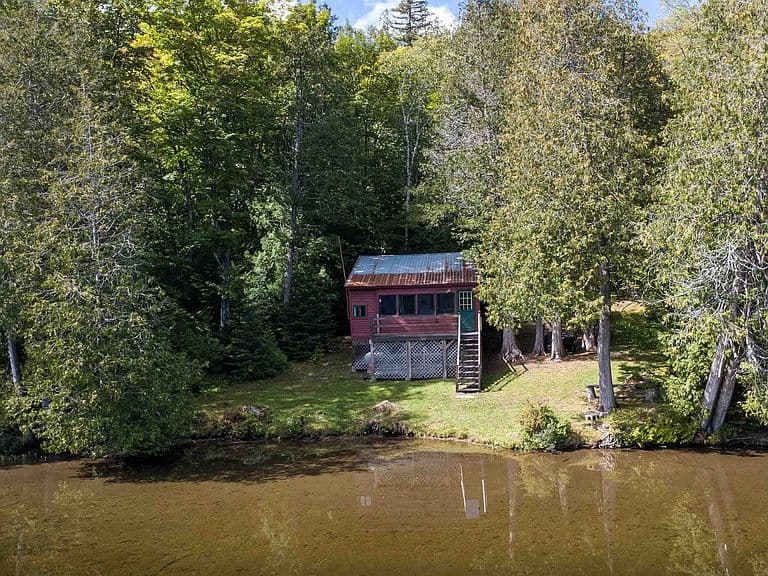 926 Center Pond Road photo 2
