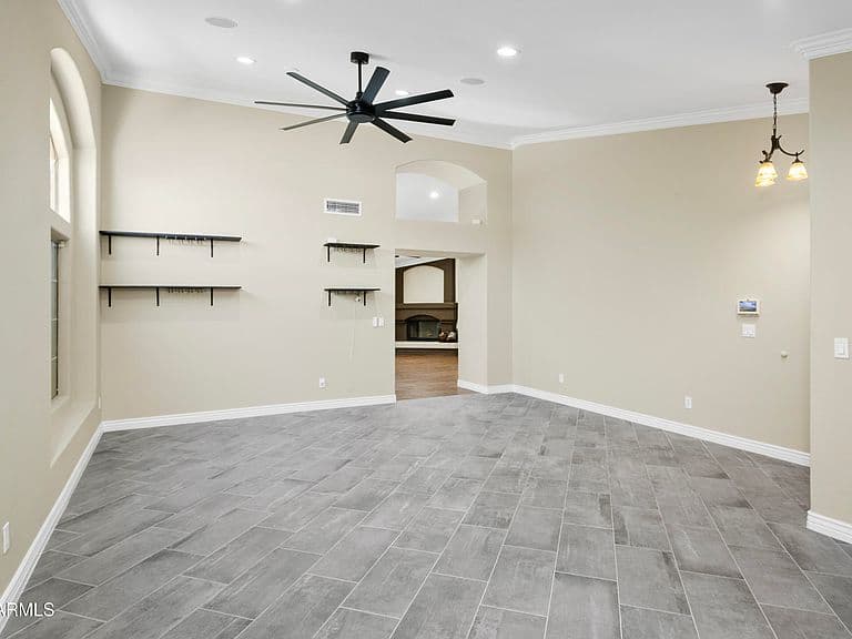 6 N BOULDER Street photo 5