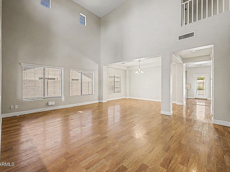6657 S GARNET Way photo 4