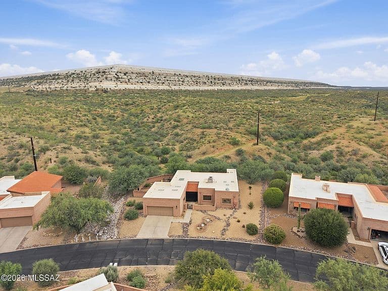 1830 W Camino Urbano photo 4