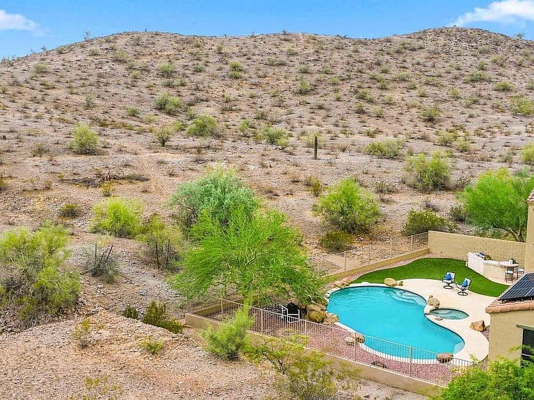 18021 W LAS CRUCES Drive photo 3