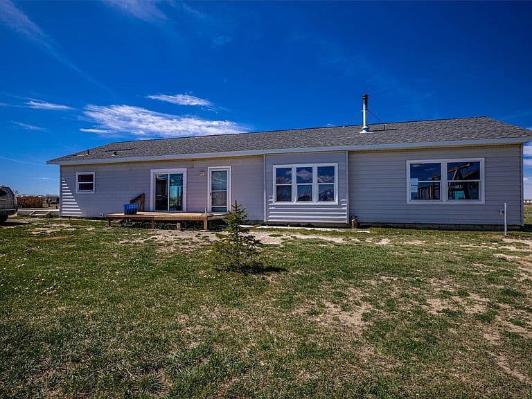 13150 Garbutt Rd photo 2