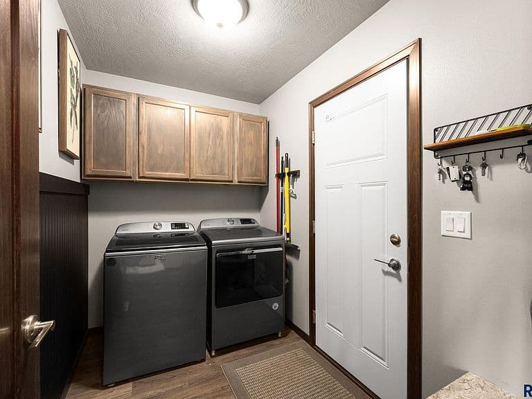 503 Miah St photo 4