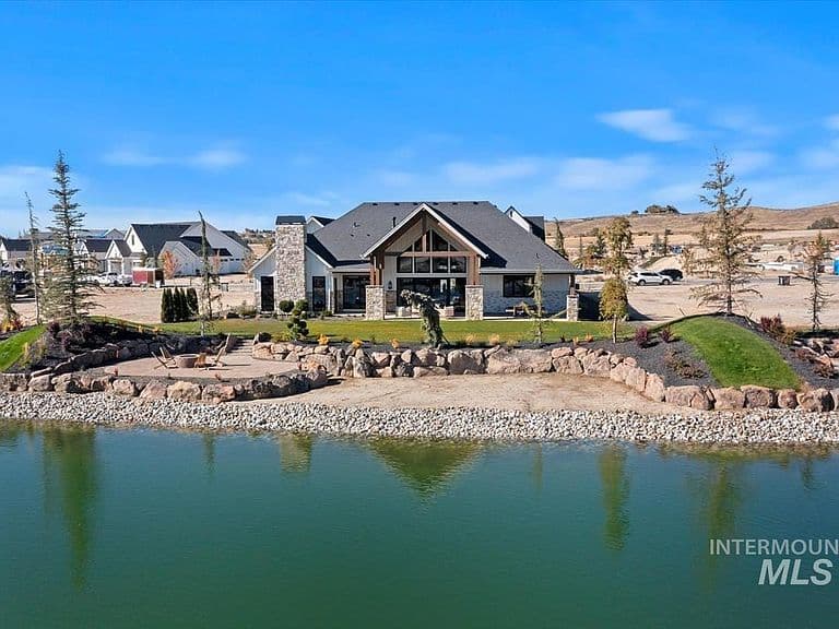 3718 N Harvest Moon Way photo 5