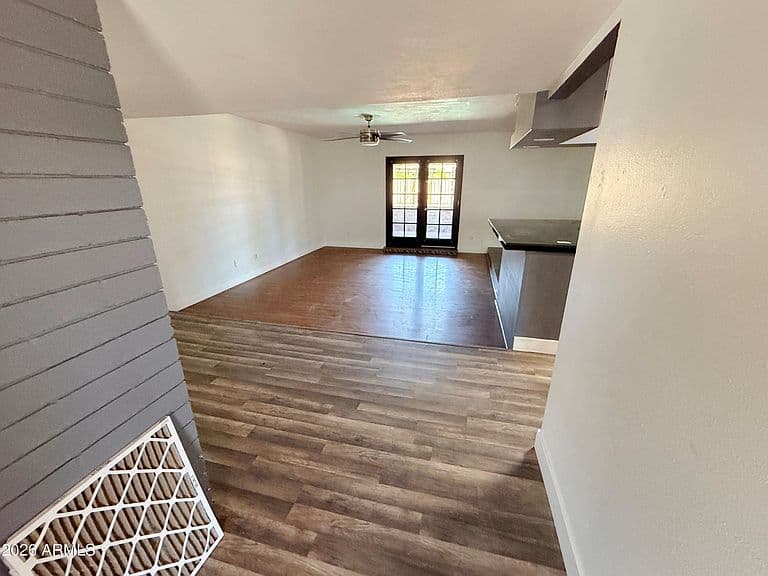 10037 N 43RD Avenue photo 2