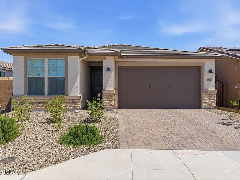 48443 N DOROTEA Way photo 3