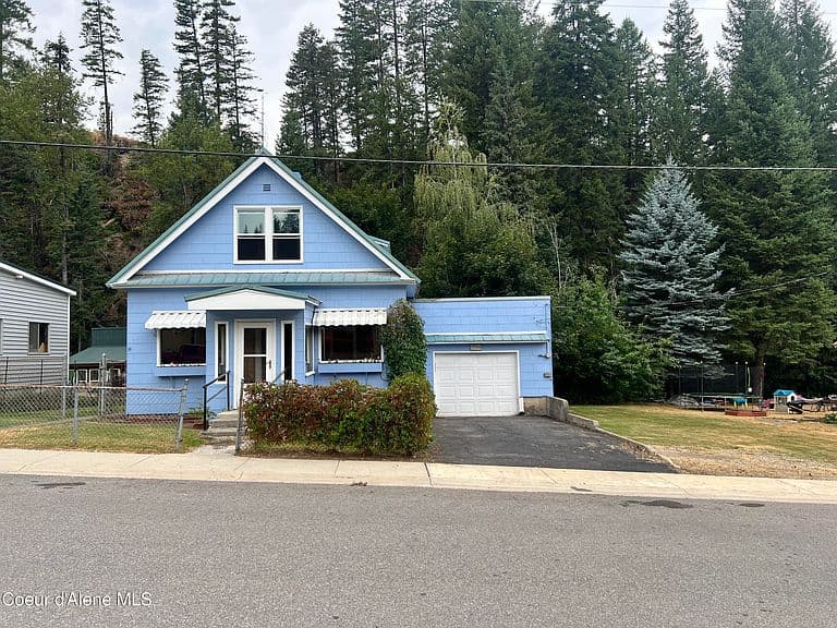 254 Copper St photo 1