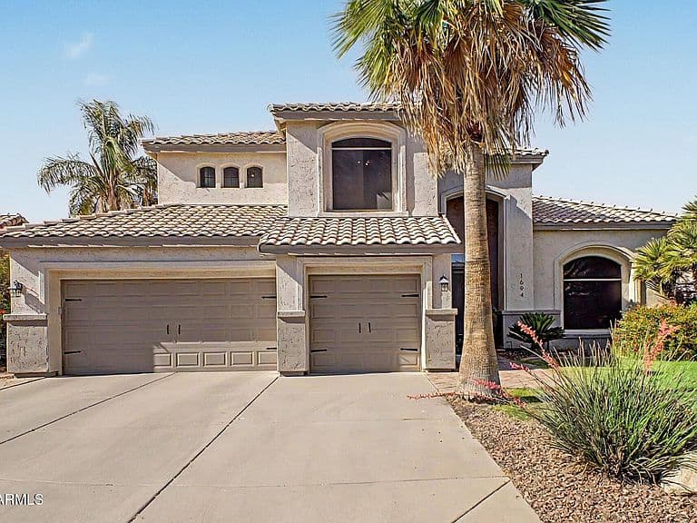 1694 E CAMPBELL Avenue photo 3