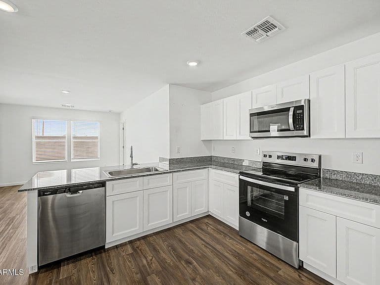 1473 W HOPI Drive photo 1