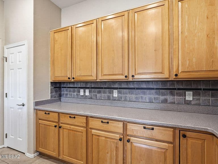 2453 W Hidden View Pl photo 5
