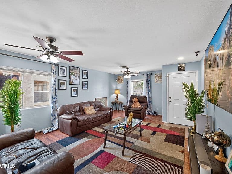 43959 W COWPATH Road photo 4