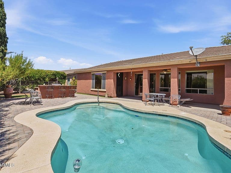 42855 W MAGIC MOMENT Drive photo 4