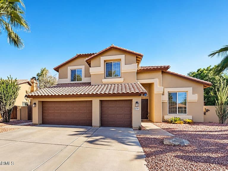 13287 W HOLLY Street photo 1