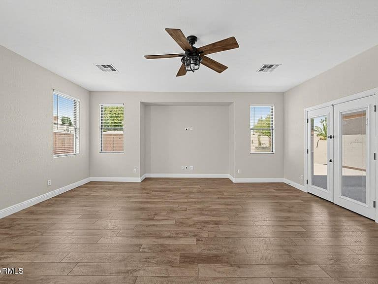 22180 W ASHLEIGH MARIE Drive photo 4