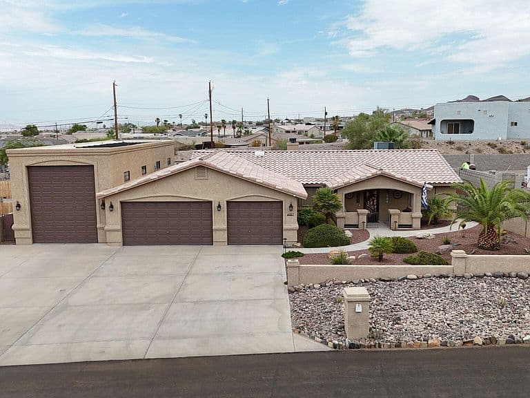 4057 Carlsbad Dr photo 1