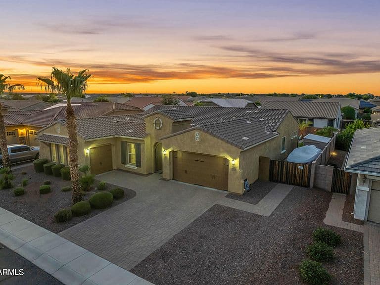 18372 W PARADISE Lane photo 5