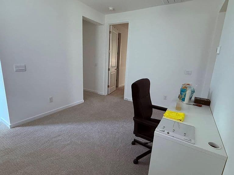 2430 W ROWEL Road photo 5