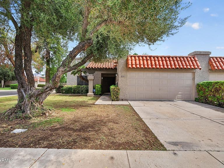 9493 E JENAN Drive photo 2