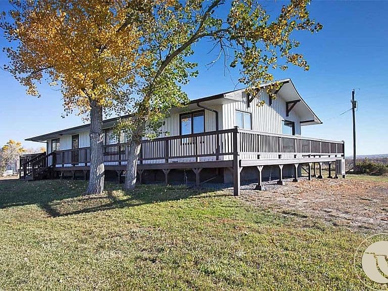 6513 Frey Rd photo 1