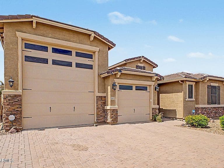 24112 N CORN Circle photo 5