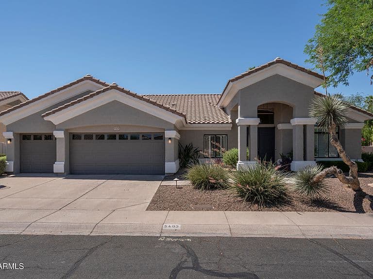 5403 E Cannon Drive photo 1