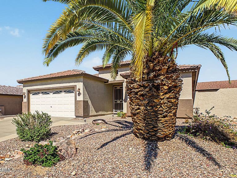 10762 W CIMARRON Drive photo 4