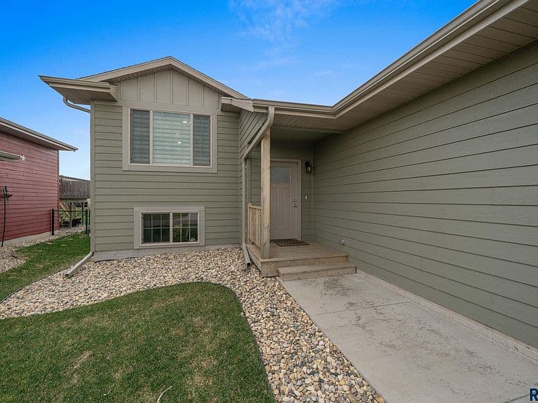9425 W Liam St photo 3