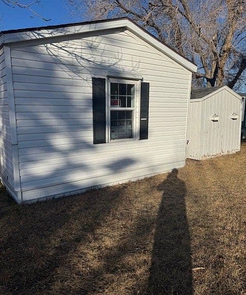 1820 Chestnut St photo 1