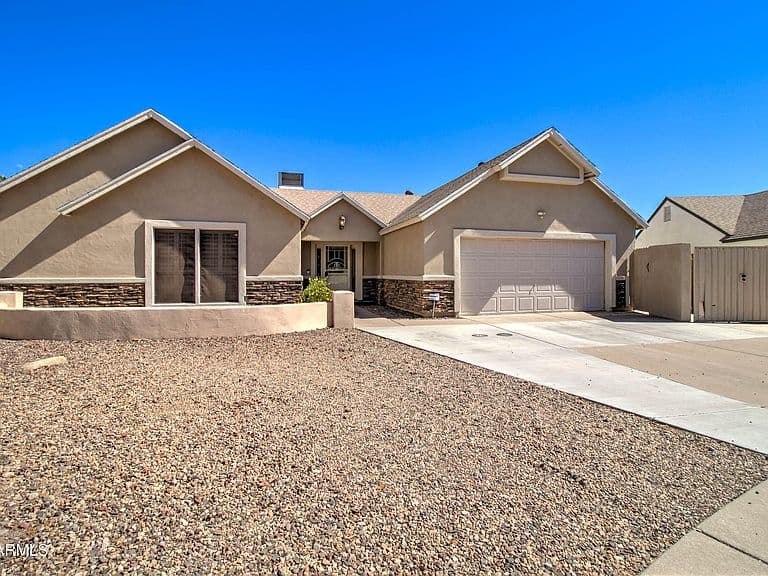 4509 E PEARCE Road photo 3