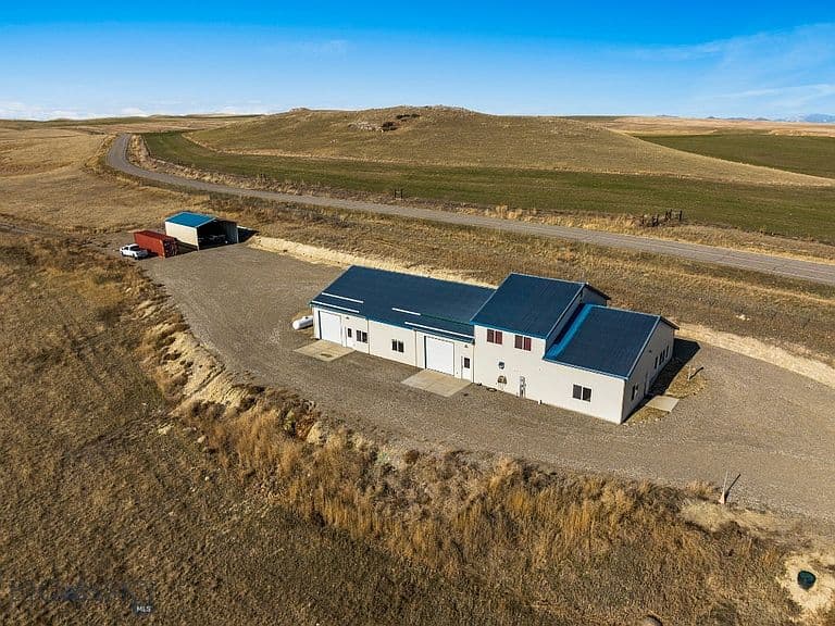 300 Buffalo Jump Rd photo 1