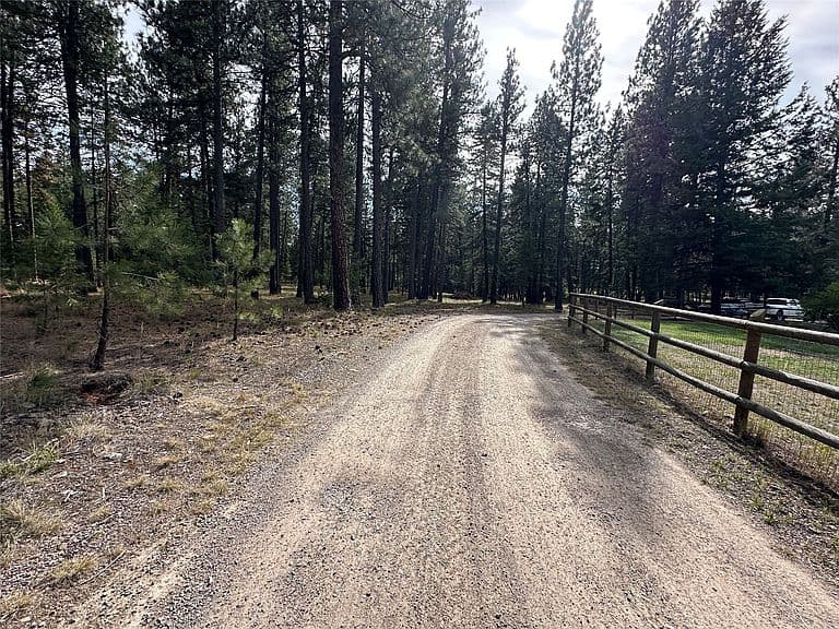 23405 Wahupa Ln photo 2