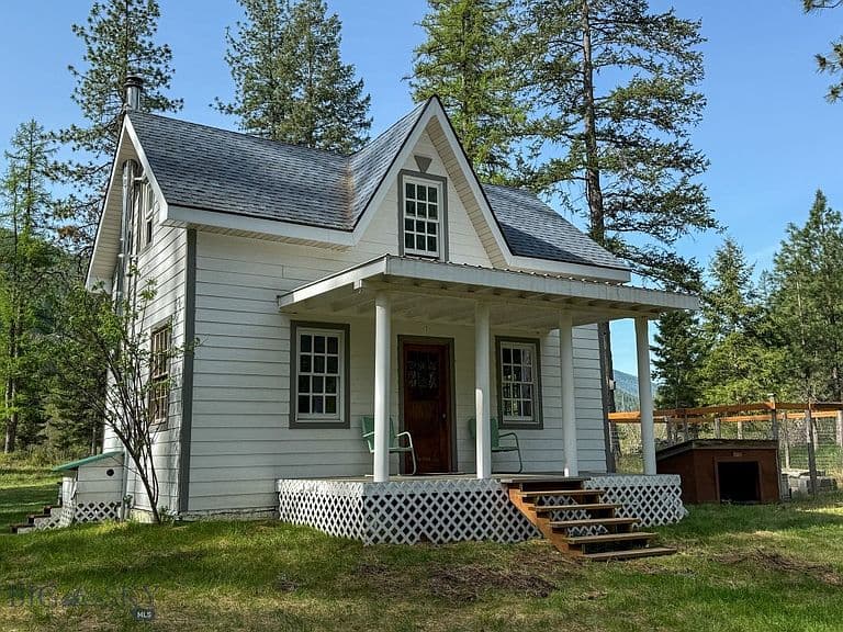 168 Hope Valley Rd photo 3