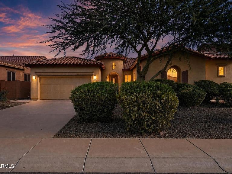 13388 W CHAPAROSA Way photo 2