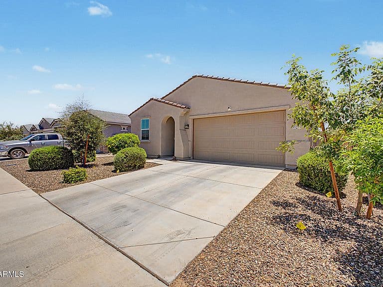 35275 W VERA CRUZ Drive photo 4