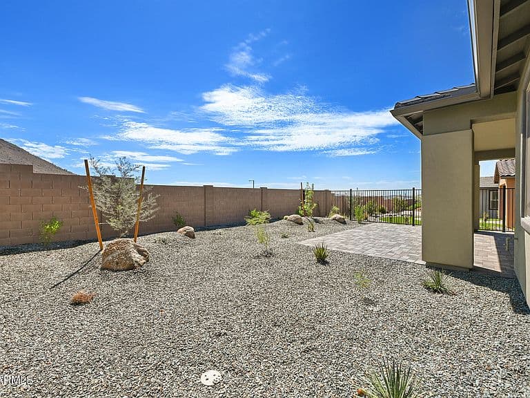 12987 W EAGLE FEATHER Road photo 2