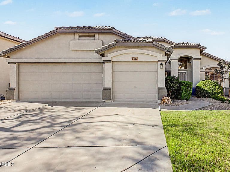 6422 W LARIAT Lane photo 3