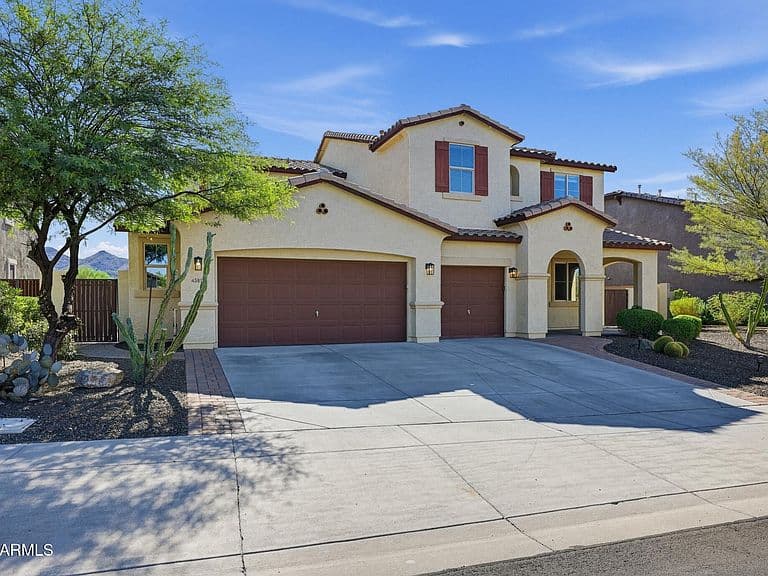 43813 N ERICSON Lane photo 3