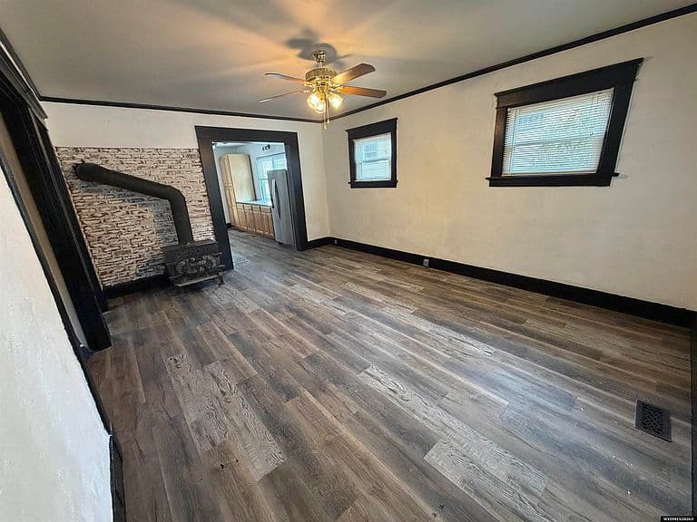 471 W Flaming Gorge Way photo 3