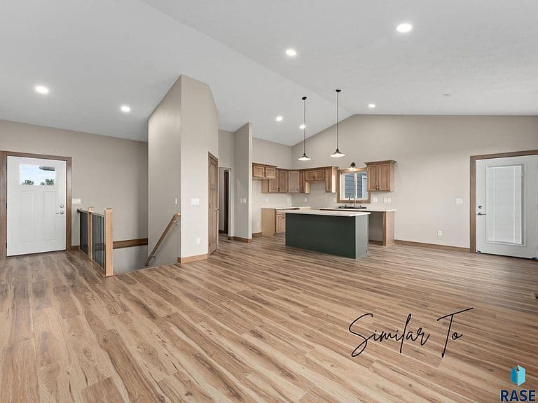 809 W Opal Ln photo 2