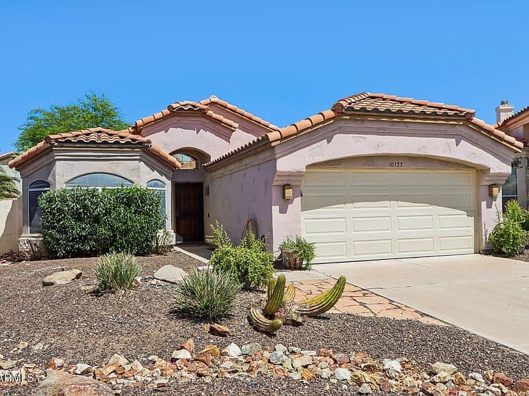 10177 S HACIENDA Drive photo 4