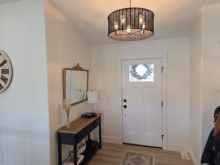 1177 Dolostone Dr photo 2