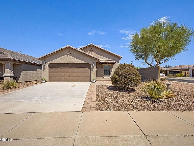 726 W JARDIN Drive photo 3