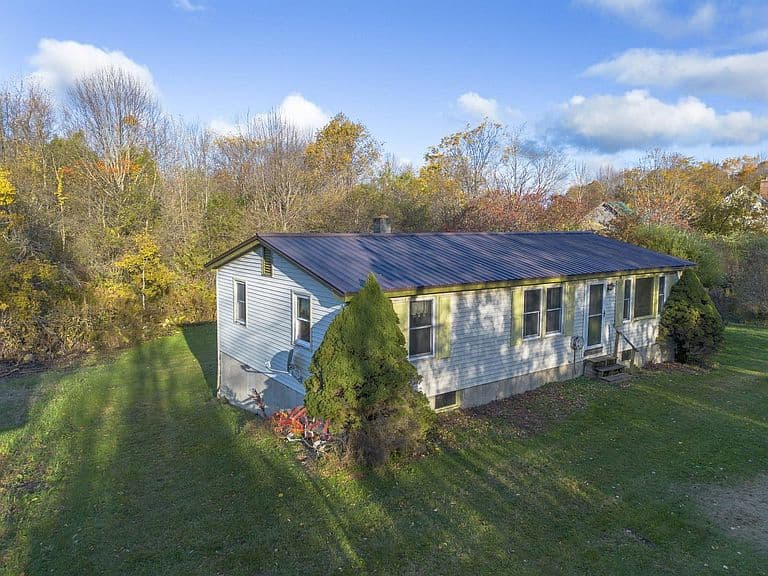 2413 Hollister Hill Road photo 3