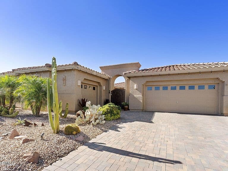 24613 S LAKEWAY Circle SE photo 2