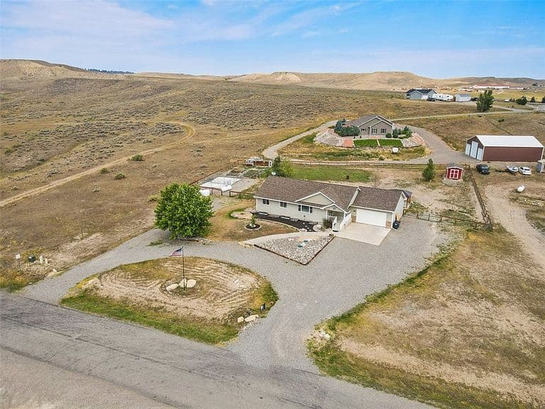 1605 Timber Wolf Trl photo 2
