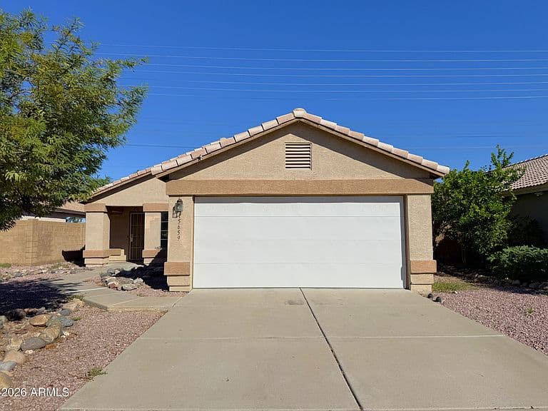 15659 N GIL BALCOME Street photo 1
