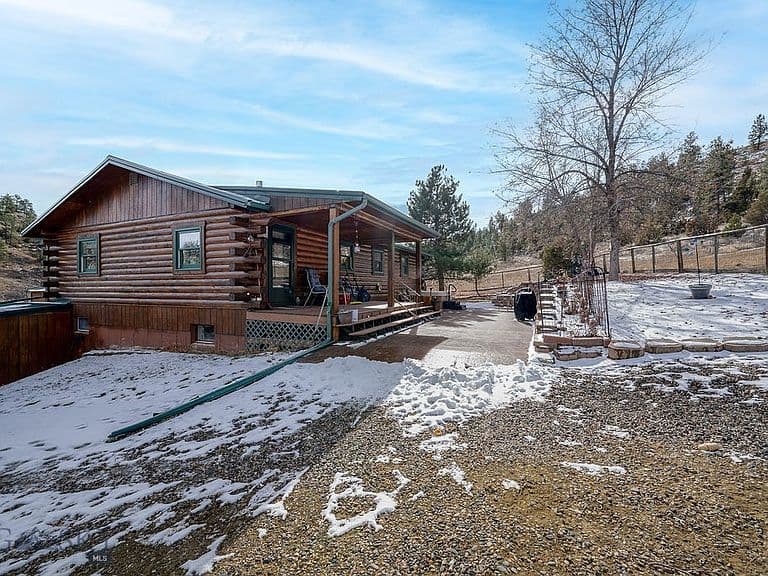 1102 Whispering Pines Dr photo 2